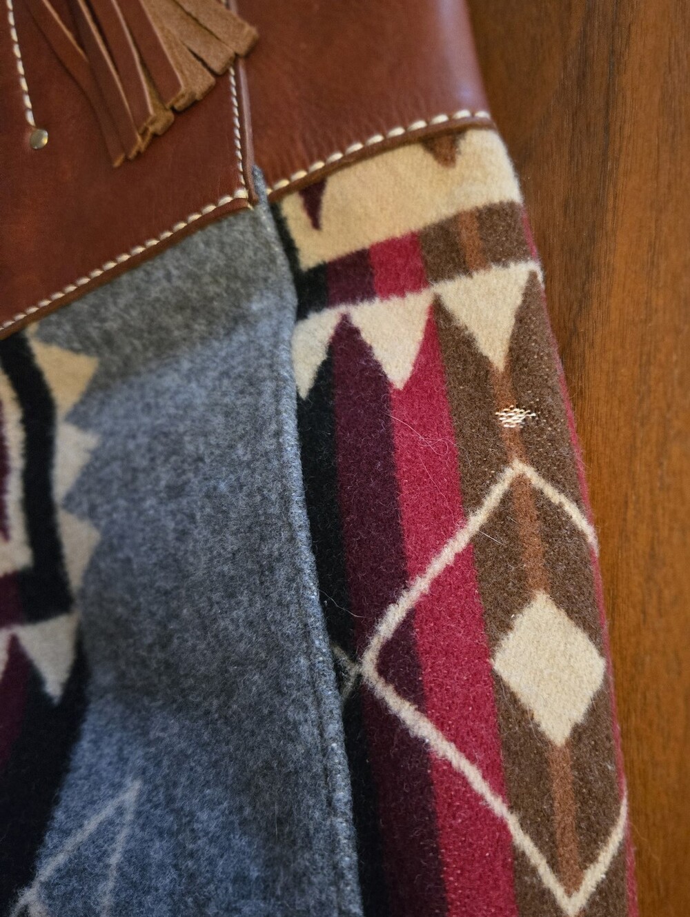 *RARE* Only One On FB - Pendleton X Roots 2015 Collection Horween Tote Bag... - Picture 8 of 12